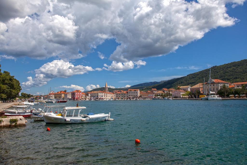 Madrugada Apartments Stari Grad  Exterior foto